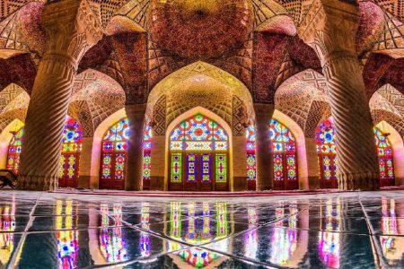 مسجد نصیر الملک یکی از زیباترین مساجد شیراز