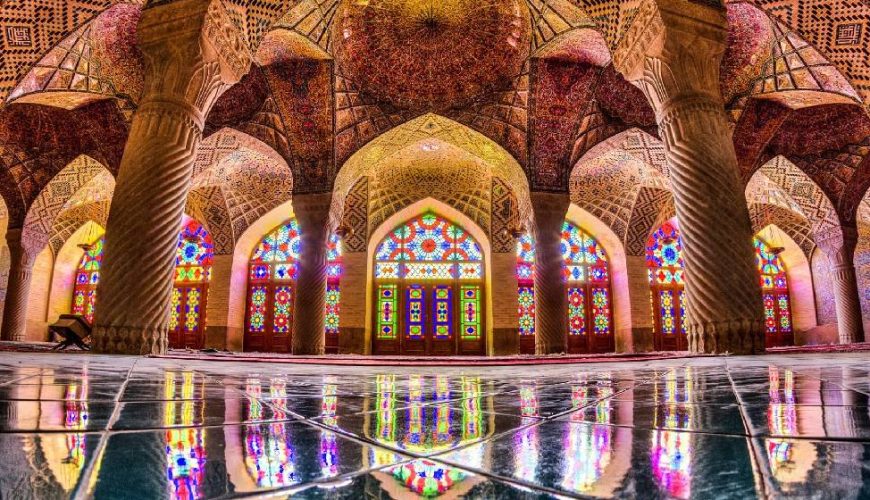 مسجد نصیر الملک یکی از زیباترین مساجد شیراز